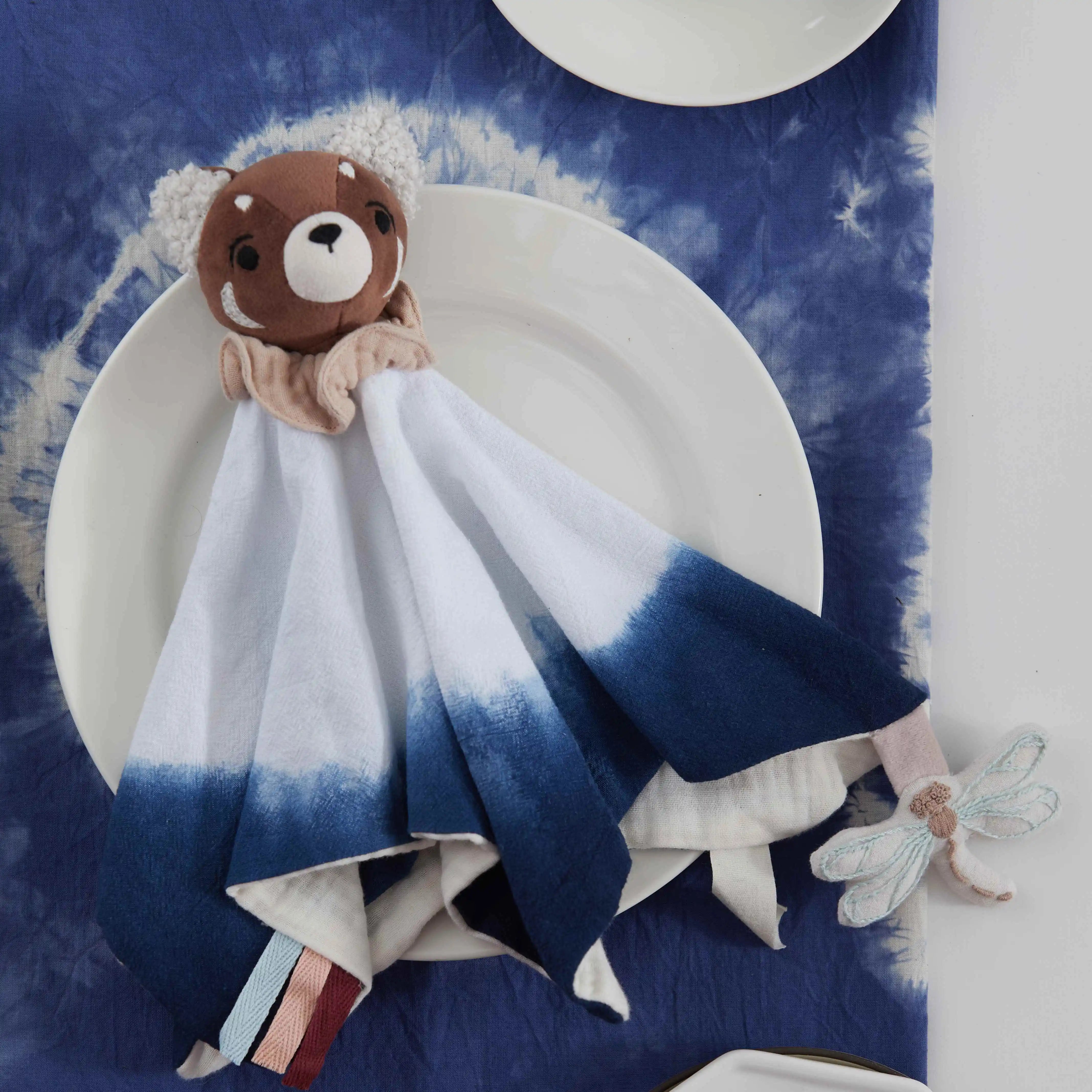 Asweets Liaolan Red Panda Comforter product_type asweets-cultural.myshopify.com Asweets Liaolan Red Panda Comforter product_type asweets-cultural.myshopify.com