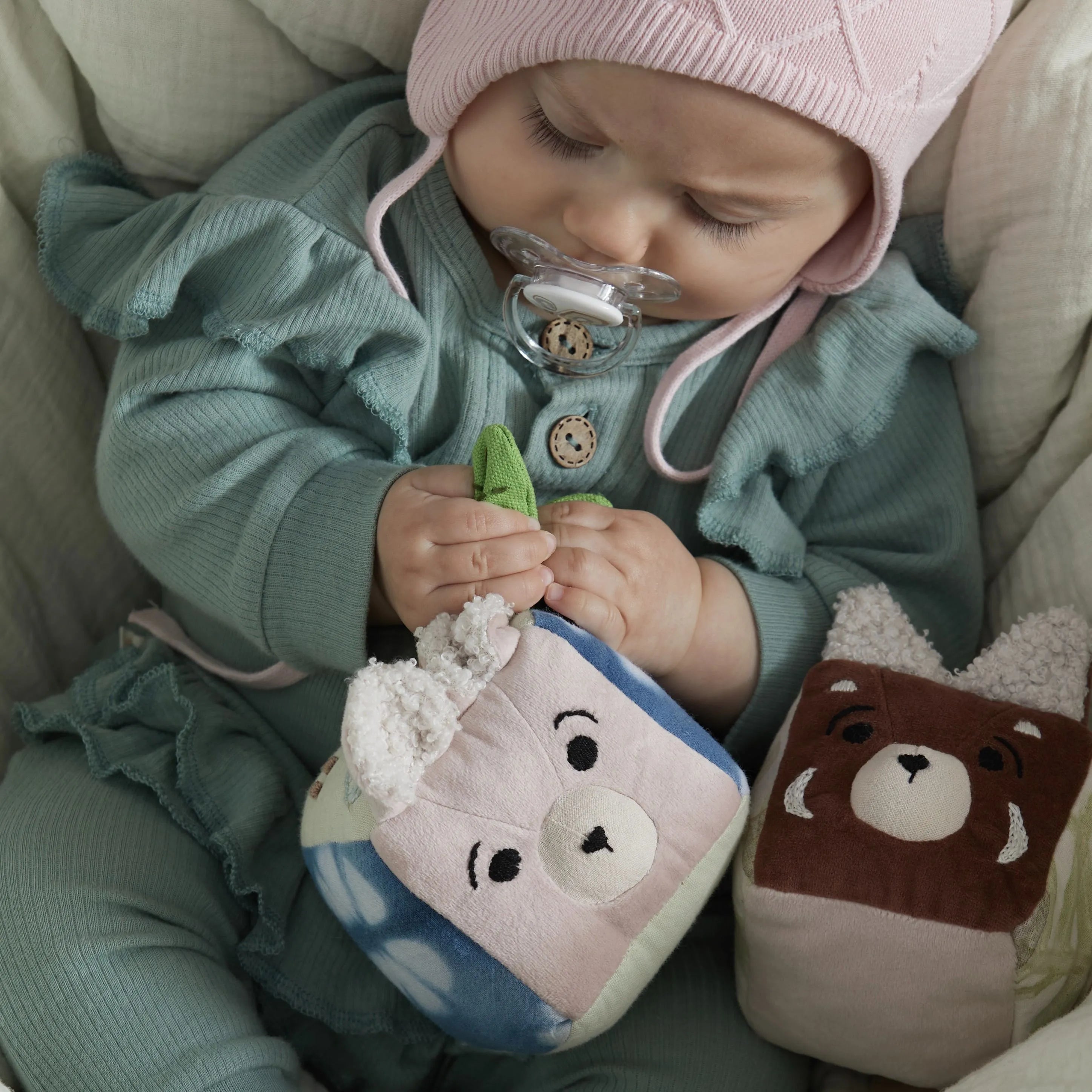 Asweets Liaolan Red Panda  Soft Cube Baby Toys asweets-cultural.myshopify.com Asweets Liaolan Red Panda  Soft Cube Baby Toys asweets-cultural.myshopify.com